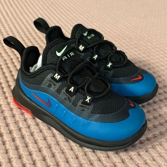 Barely Worn Nike Air Max Axis Kids Sneakers Black and Blue with Red Accents 7C - Picture 7 of 7